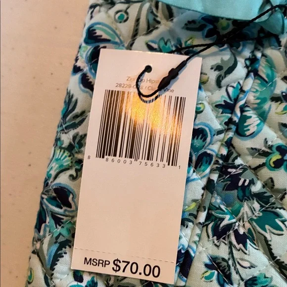 Vera Bradley Aqua Floral Quilted Tote Zip Top Hipster NWT Cloud Vine - Picture 3 of 6